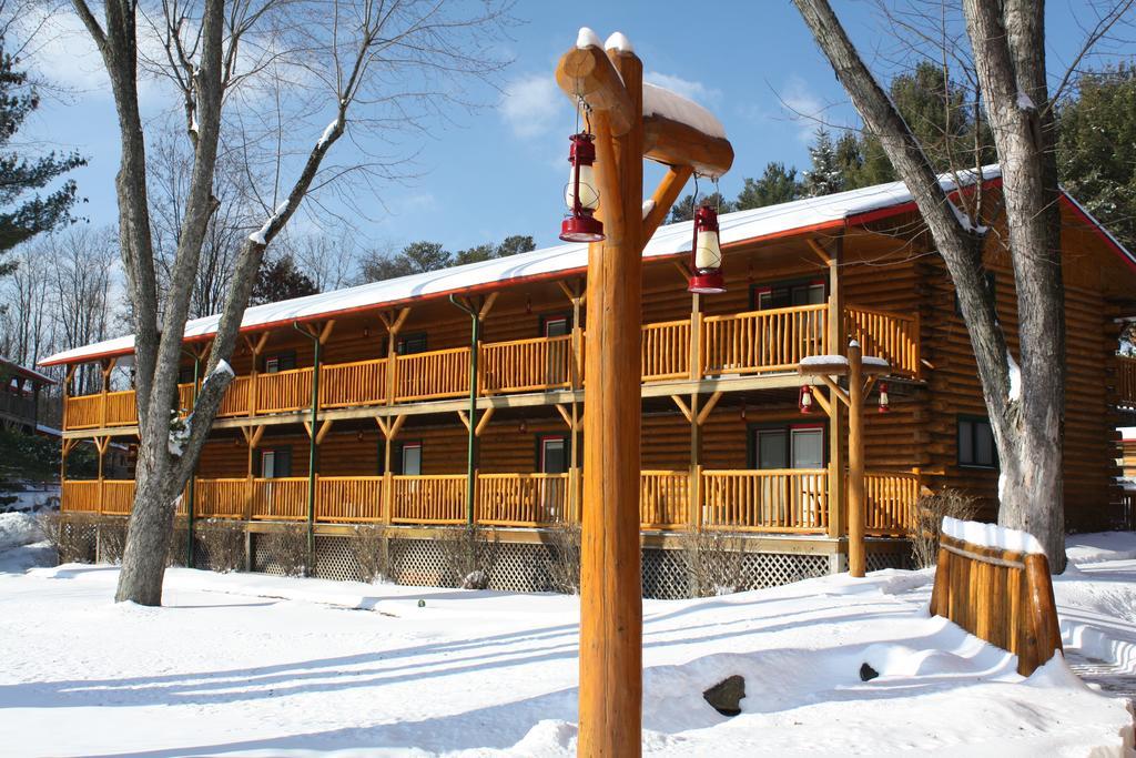 Meadowbrook Resort ウィスコンシン デルズ 部屋 写真
