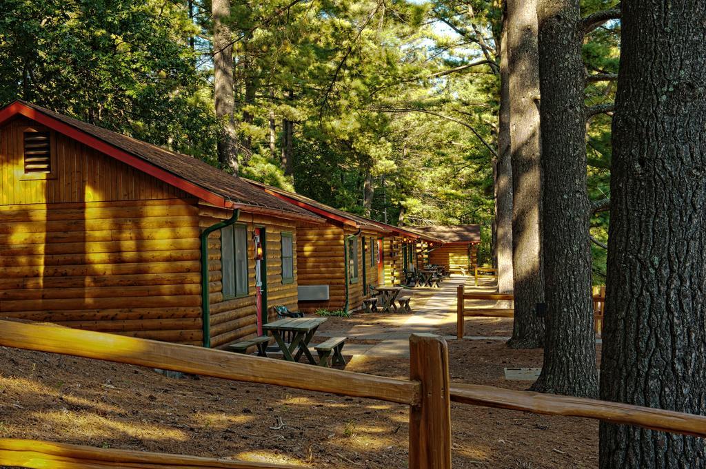 Meadowbrook Resort ウィスコンシン デルズ エクステリア 写真