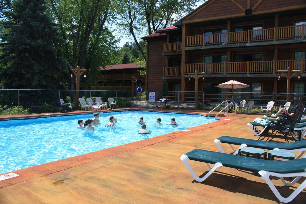 Meadowbrook Resort ウィスコンシン デルズ エクステリア 写真