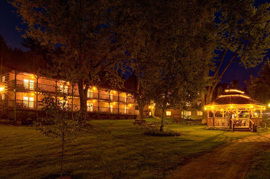 Meadowbrook Resort ウィスコンシン デルズ エクステリア 写真