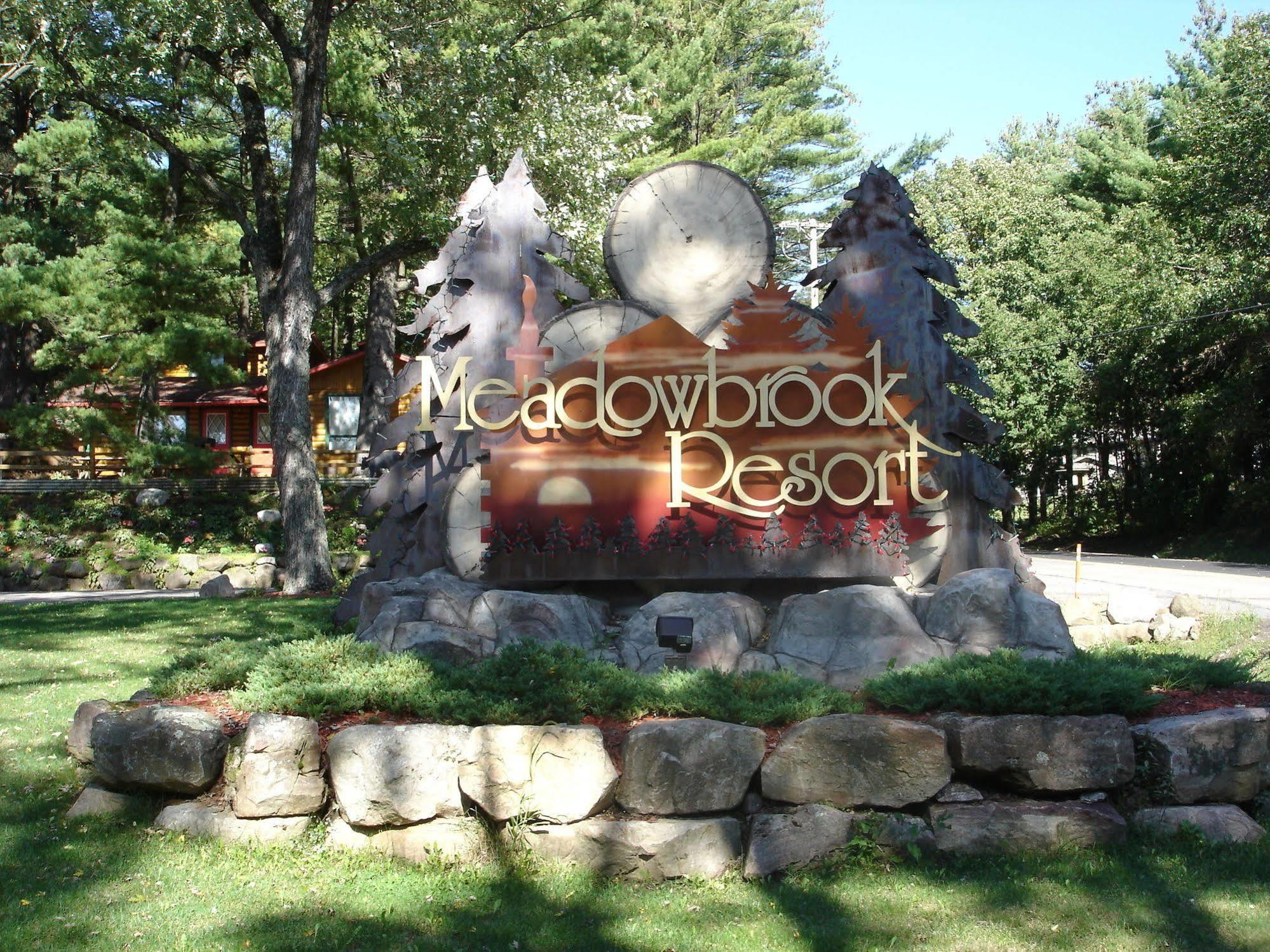 Meadowbrook Resort ウィスコンシン デルズ エクステリア 写真